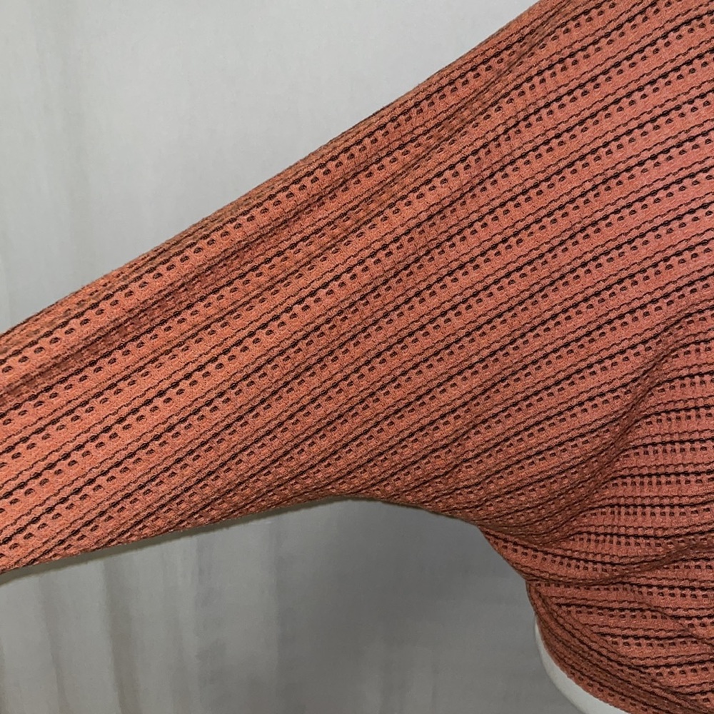 Daytrip Kimono Sleeve Waffle Weave Wrap Medium - Picture 2 of 10